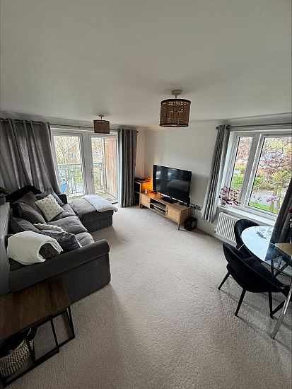 8 Charlotte House, Reigate